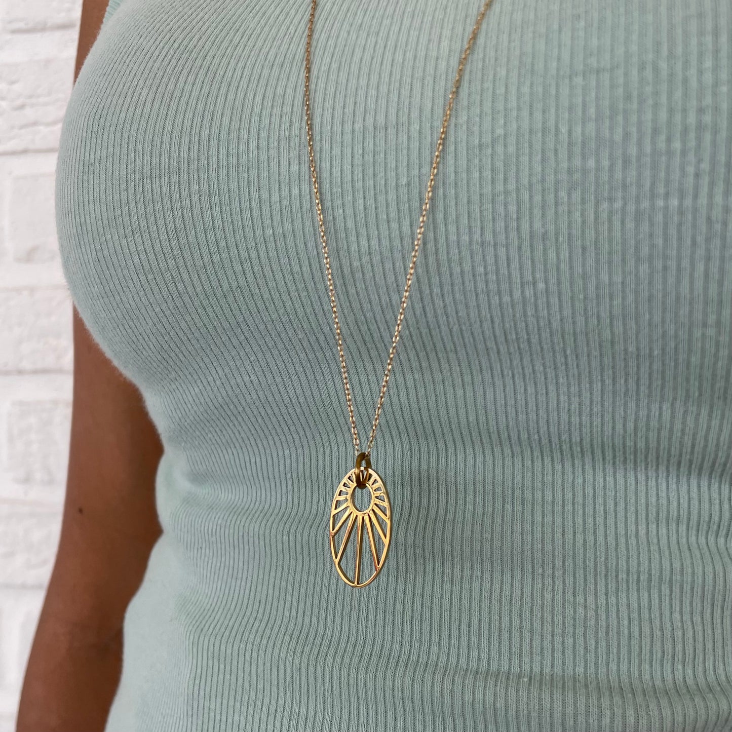 OVALE Necklace
