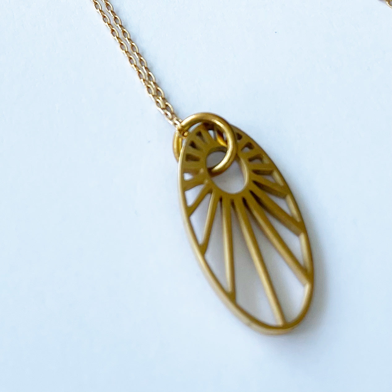 OVALE Necklace