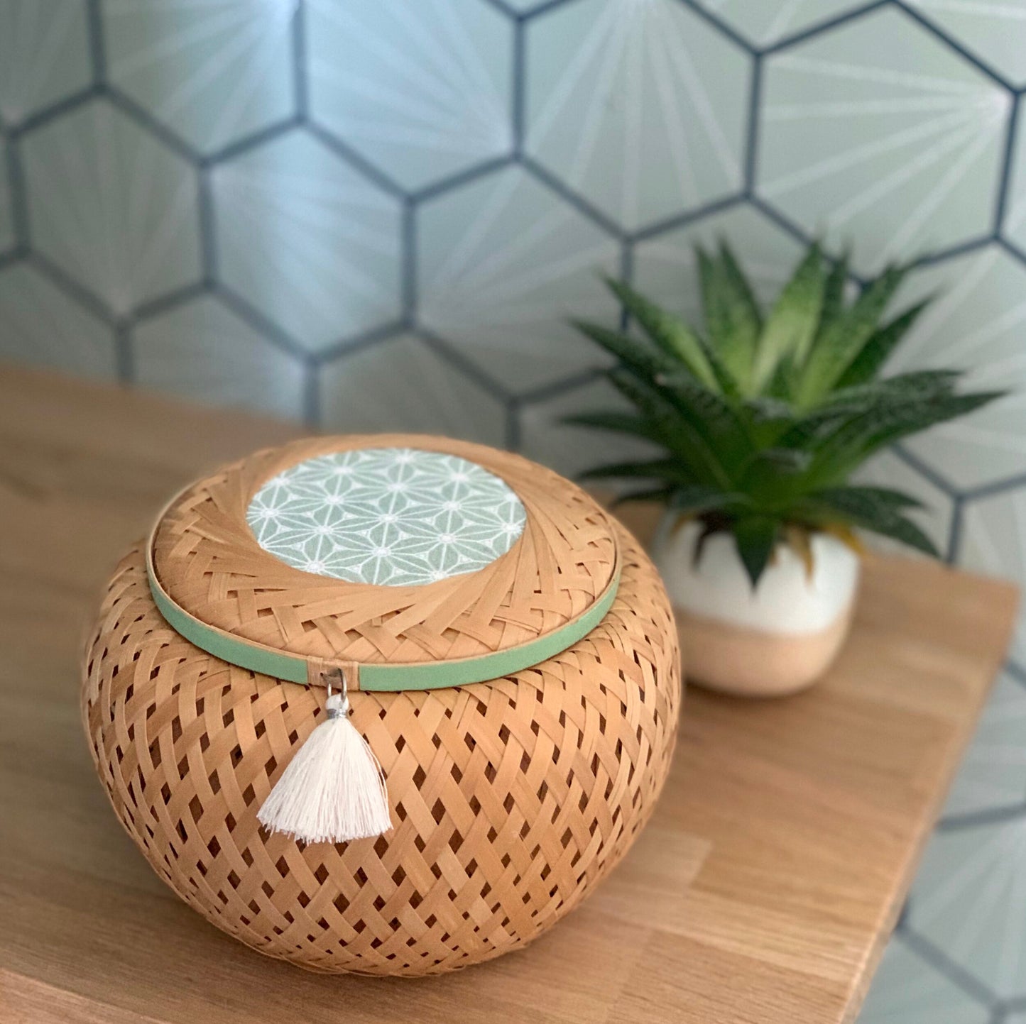 ANETTE Round [Medium]