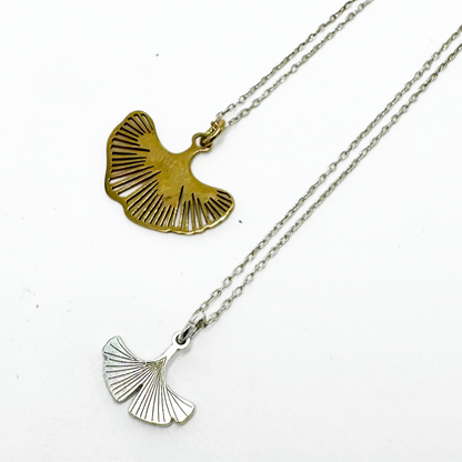 BI-COLOR GINKGO [Scapular] Necklace