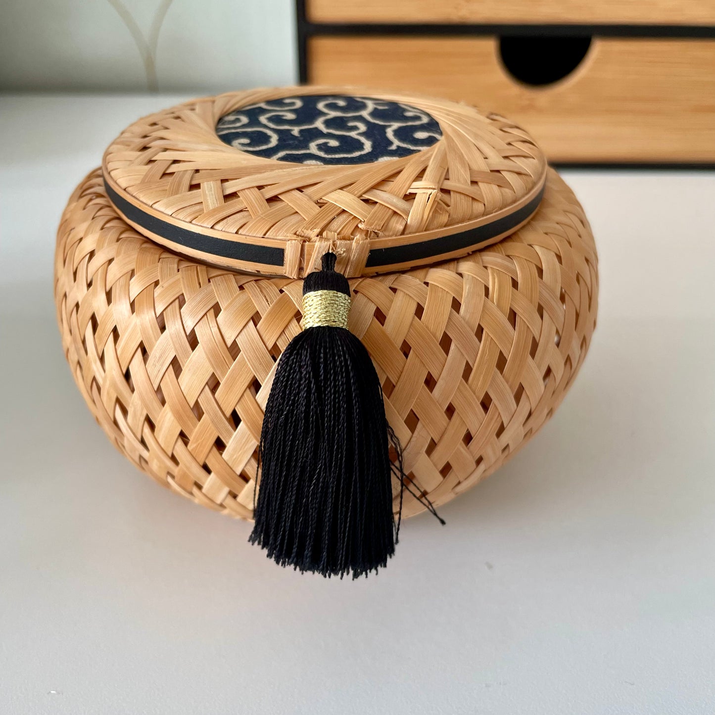 CLO Round [Small]