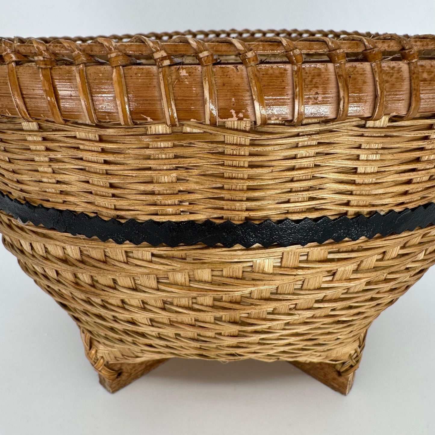 Diana [Thai Basket]
