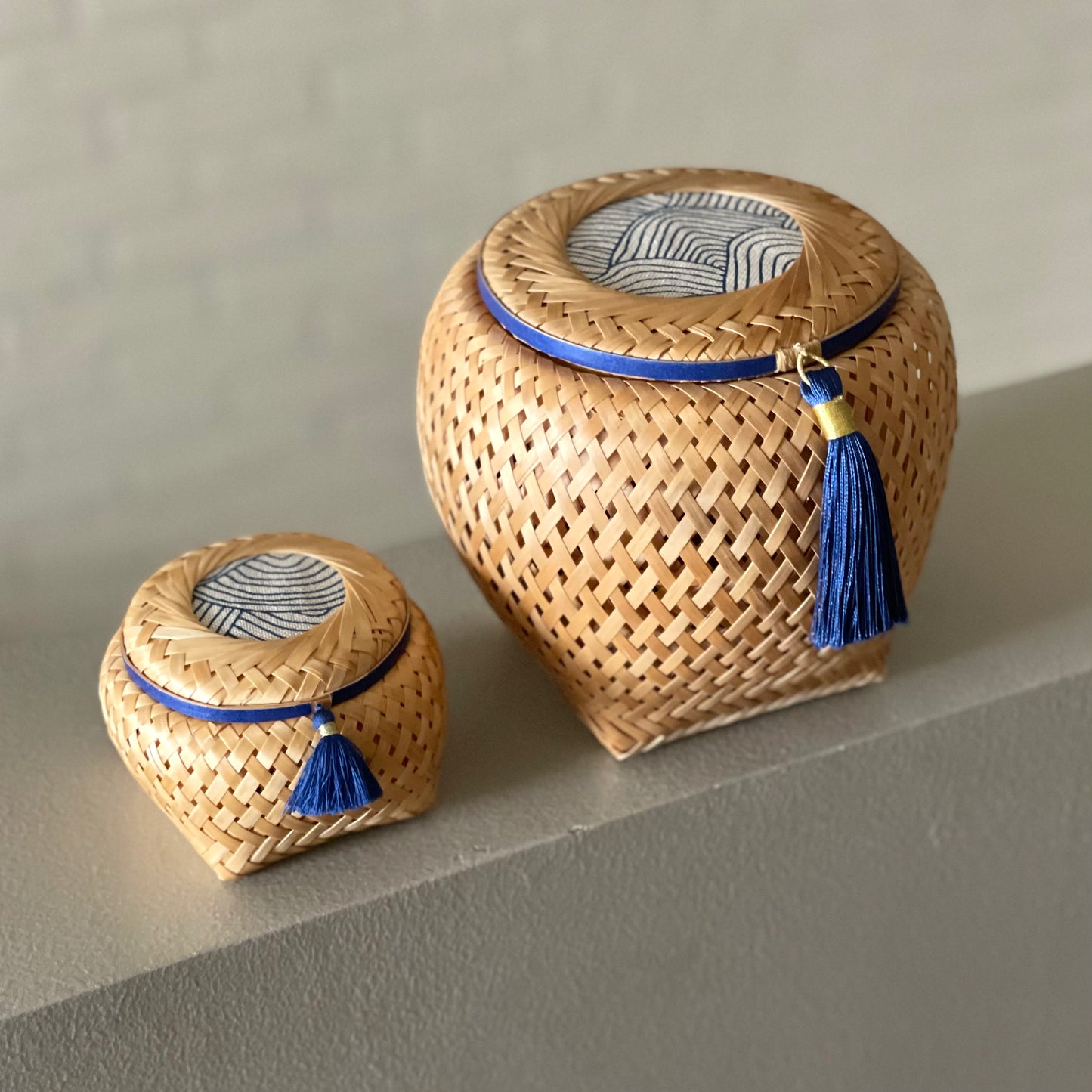 ELLA Blue Cubic [Small]