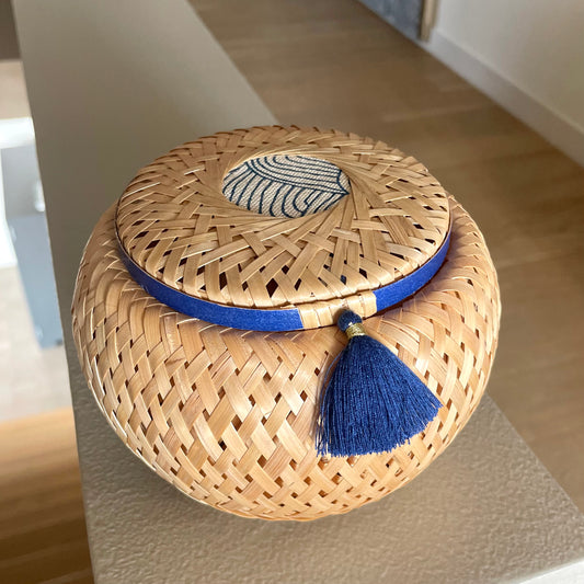 ELLA Blue Round [Medium]
