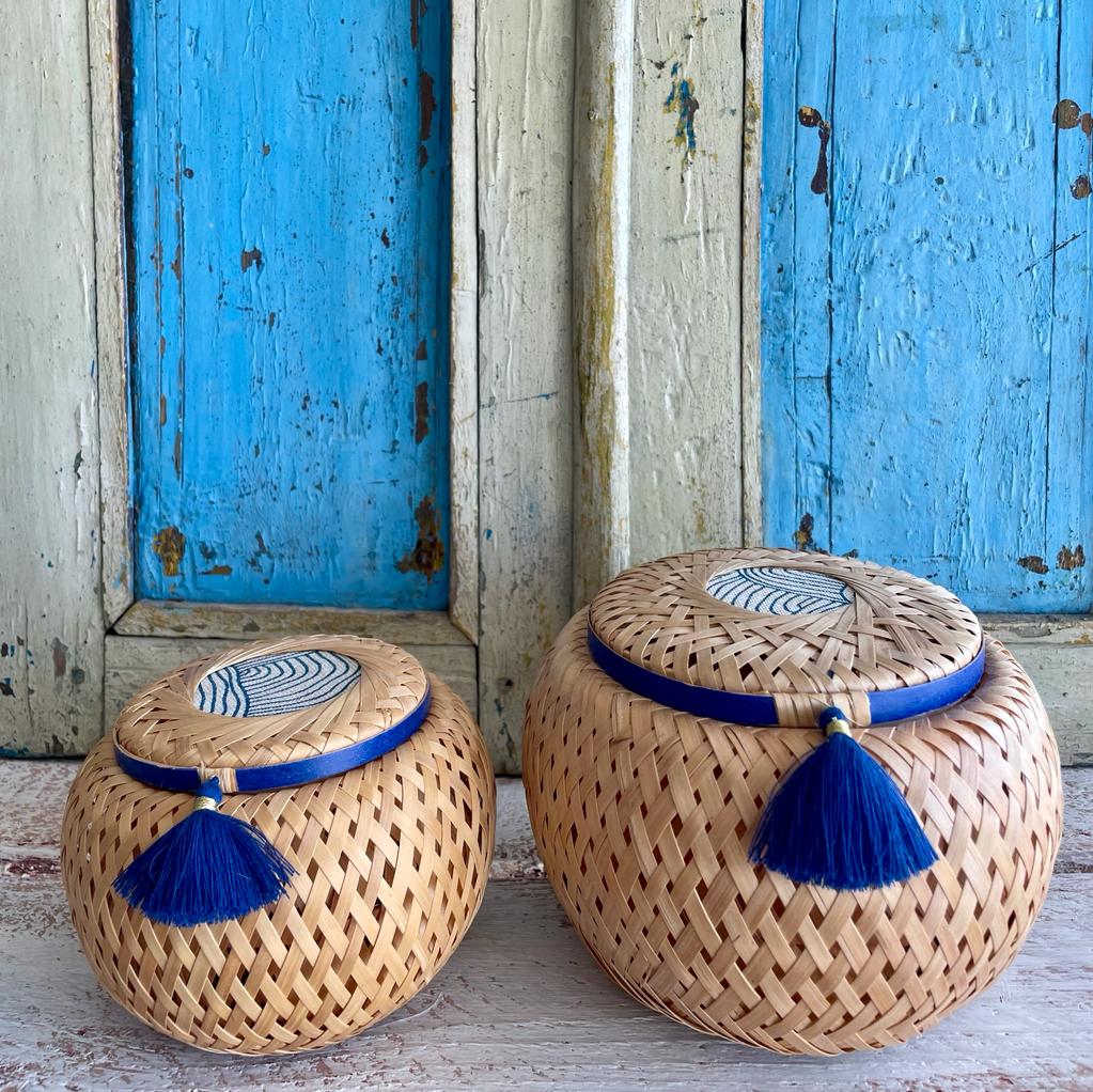 ELLA Blue Round [Small]