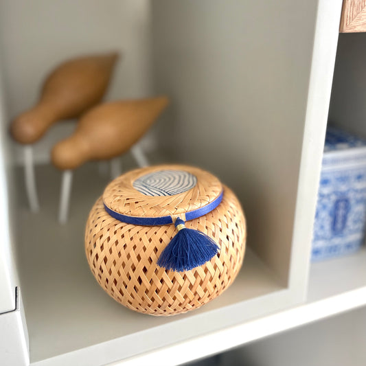 ELLA Blue Round [Small]