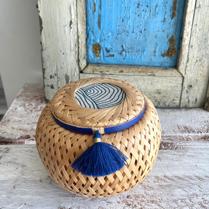 ELLA Blue Round [Small]