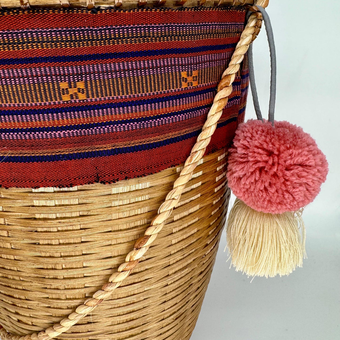 Alexandra [Swing Basket]
