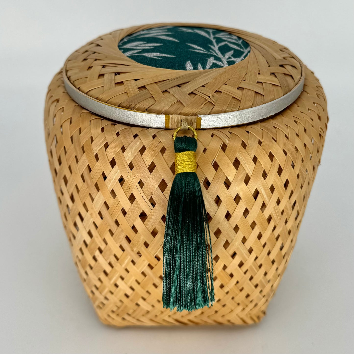 JADE Green Cubic [Small]