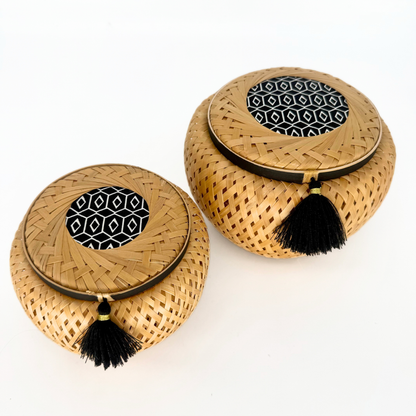 LOLA Black Round [Medium]