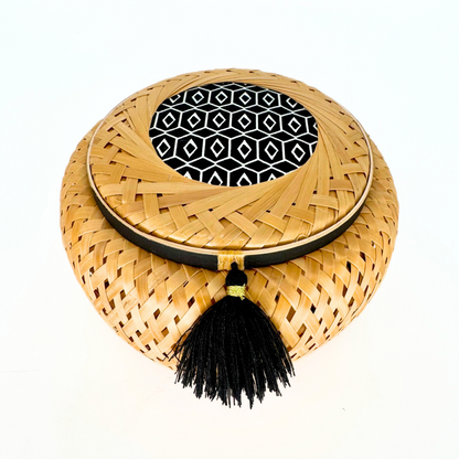 LOLA Black Round [Medium]