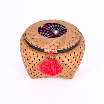 MANON Red Cubic [Small]
