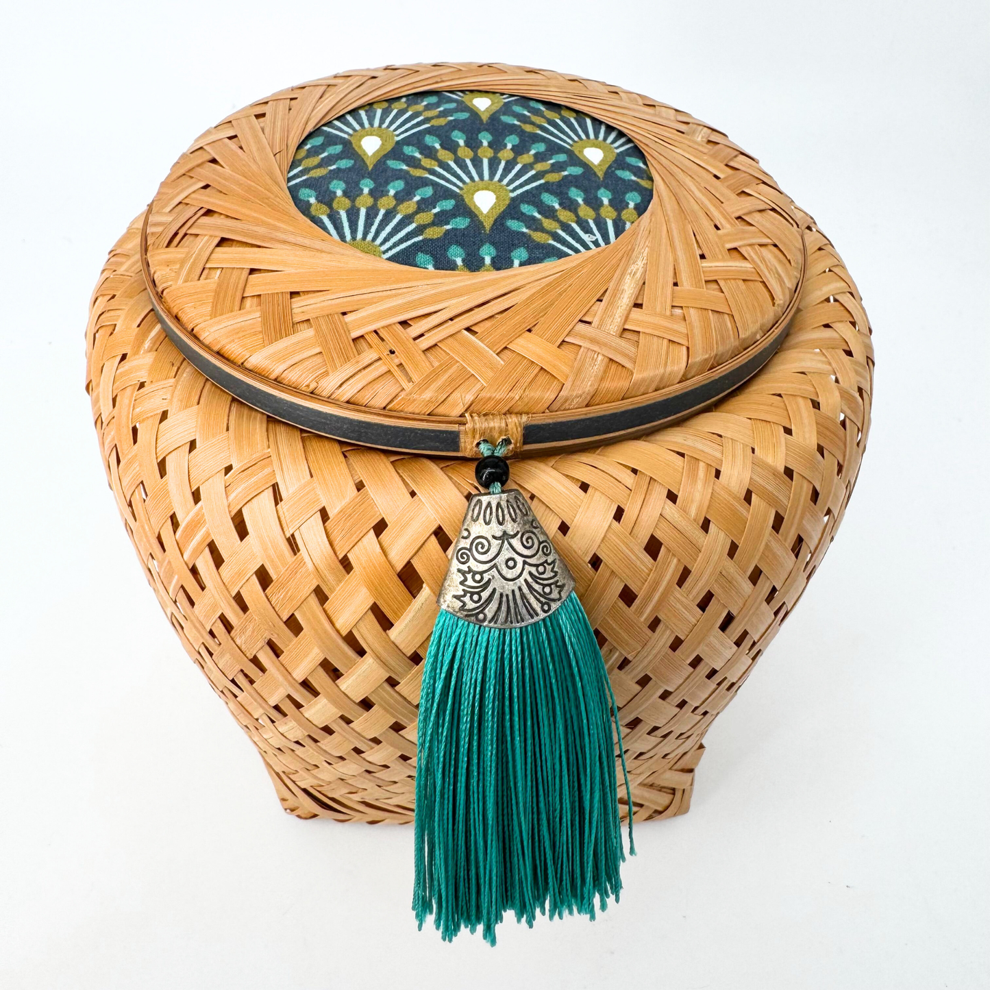 MANON Blue Cubic [Large]