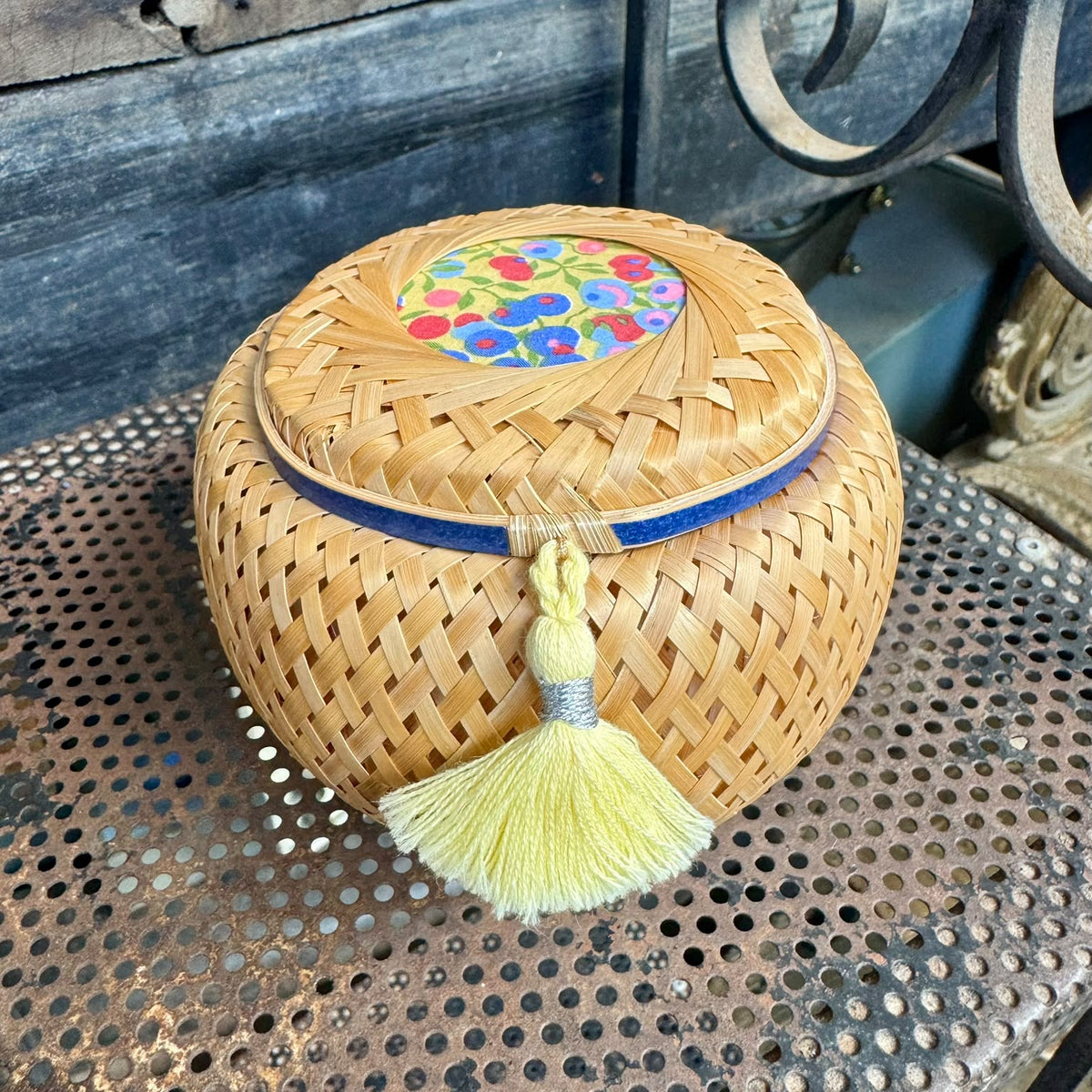SUE Round [Small]