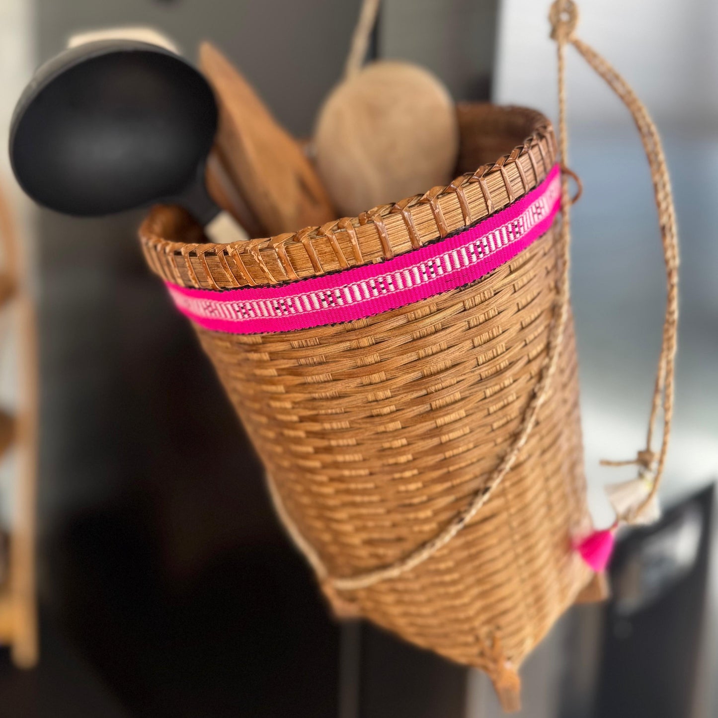 Penelope [Swing Basket]