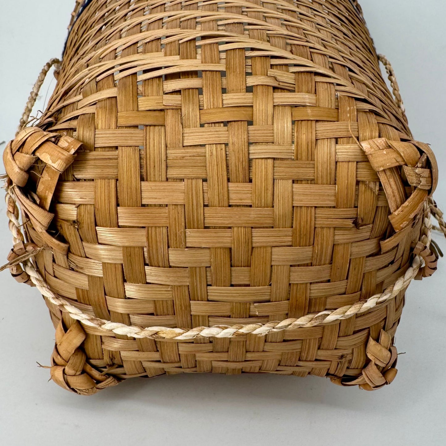 Elisa [Swing Basket]