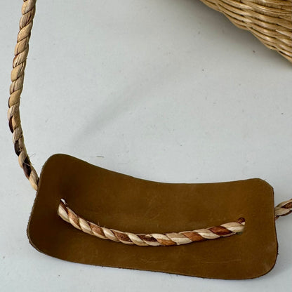 Alexandra [Swing Basket]